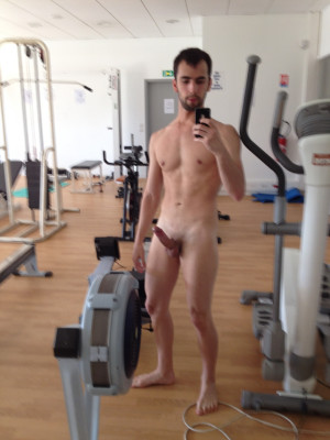 hard dick at gym selfie
