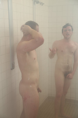 soccer-team-naked-in-showers