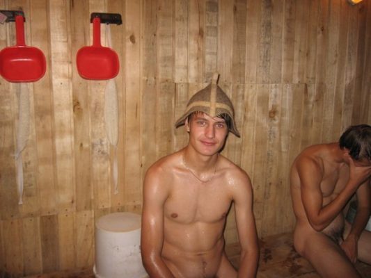 hottie-in-russian-bath