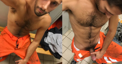 hairy-construction-worker-naked