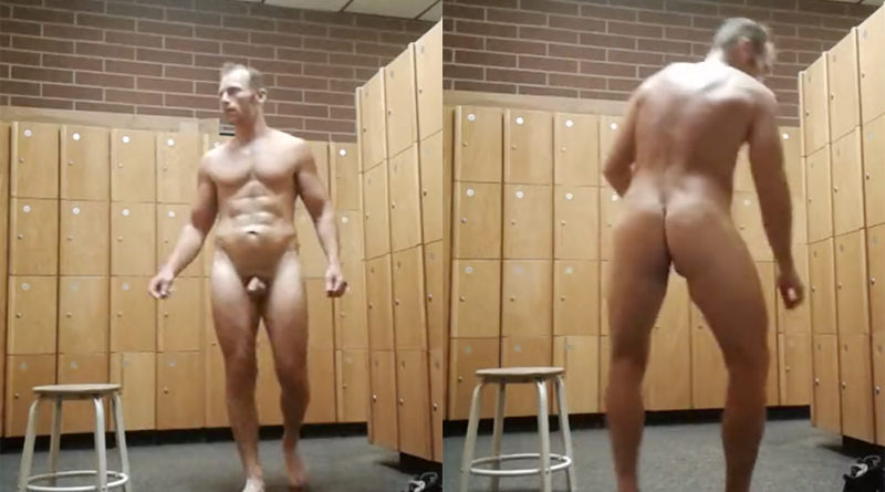naked-men-in-locker-room-spy-cam-bare-all