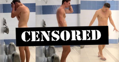 Two sexy footballers naked in the showers!🔥🔥🔥