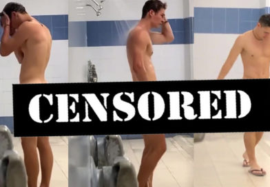 Two sexy footballers naked in the showers!🔥🔥🔥